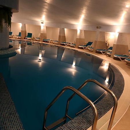 Condor Resort Dulcesti Eksteriør billede